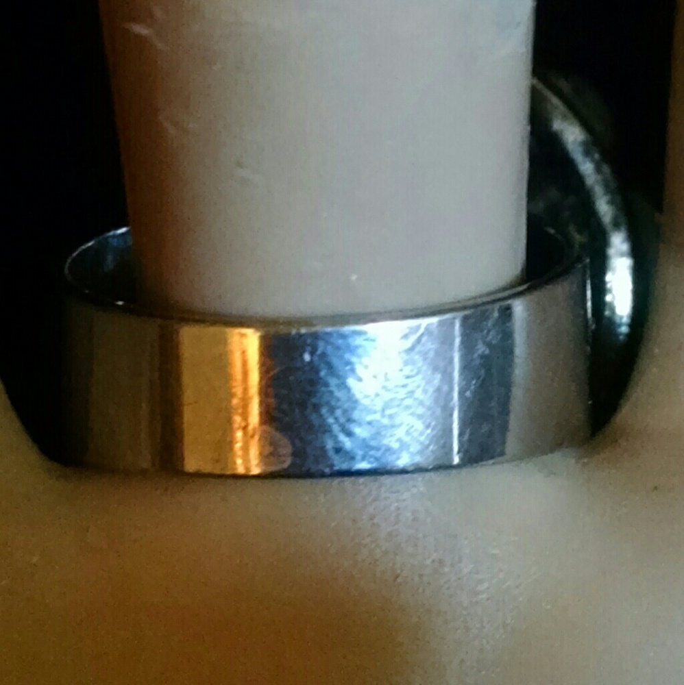 Beautiful Custer Rhinestone Ring - image 7